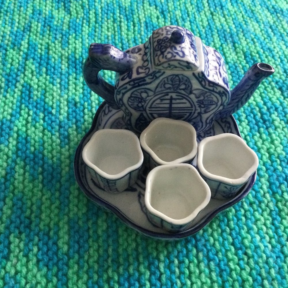 vintage Chinese blue and white mini teapot teacups tray set hand painted marked